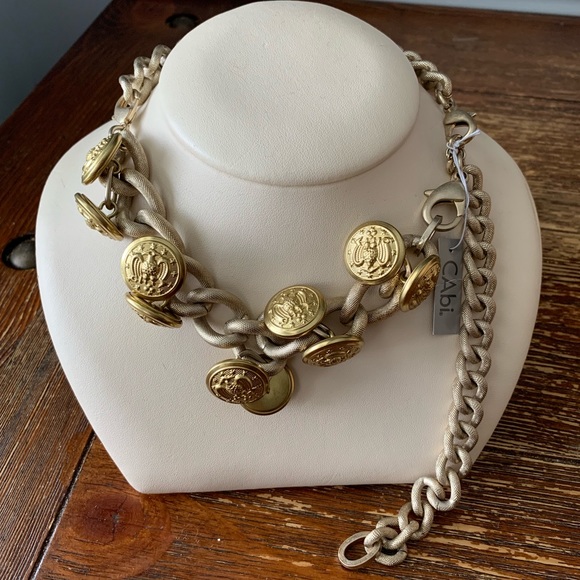 🌟NWT CAbi Coco Gold Tone Button Necklace🌟 - Picture 2 of 3